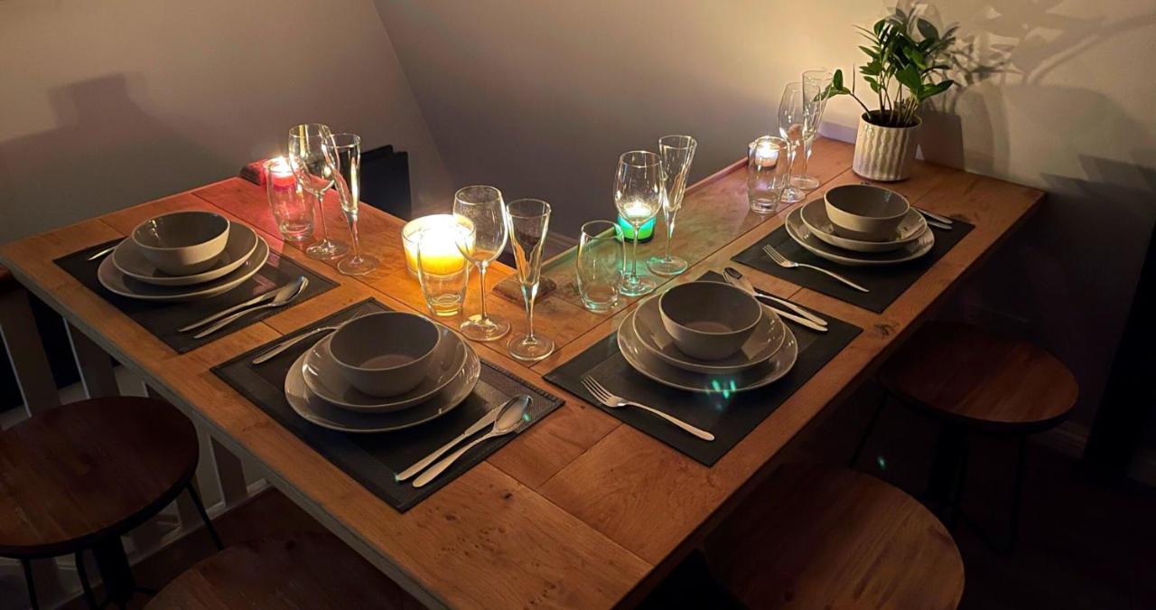 Stunning Luxury Apartment In Central Lymington Esterno foto
